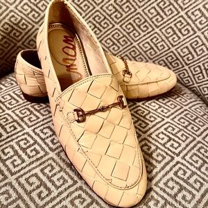 SAM EDELMAN women's Loraine Woven Bit Beige Loafers. Sz 8 M.